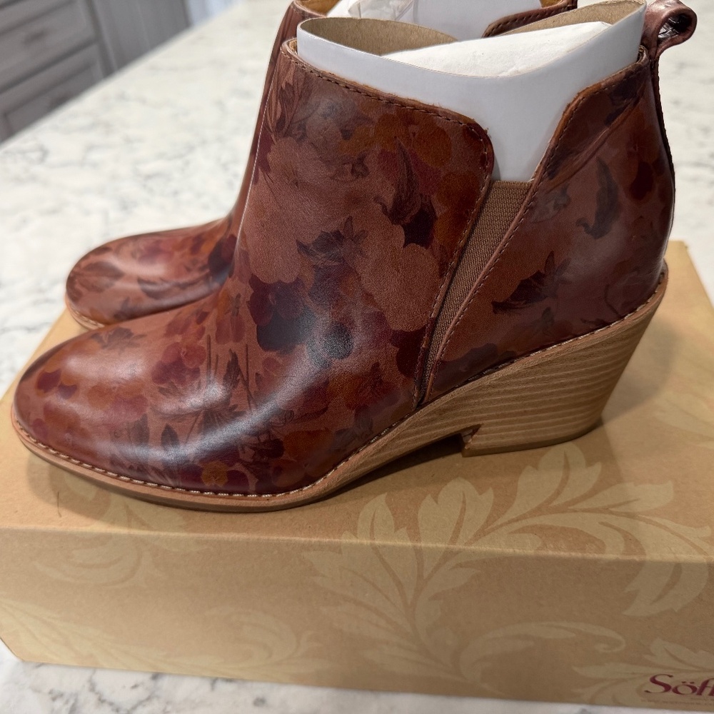 Sofft Sacora Slip-on Bootie